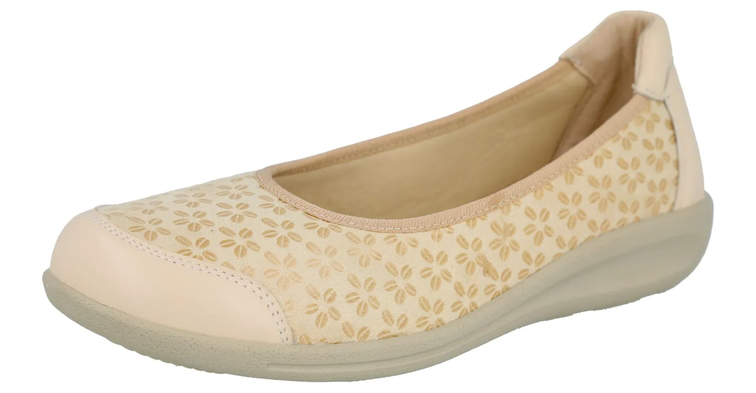 Womens Wide Fit Stretch Upper Pump Court Flat Shoes - Auk<DB Wider Fit Shoes Discount